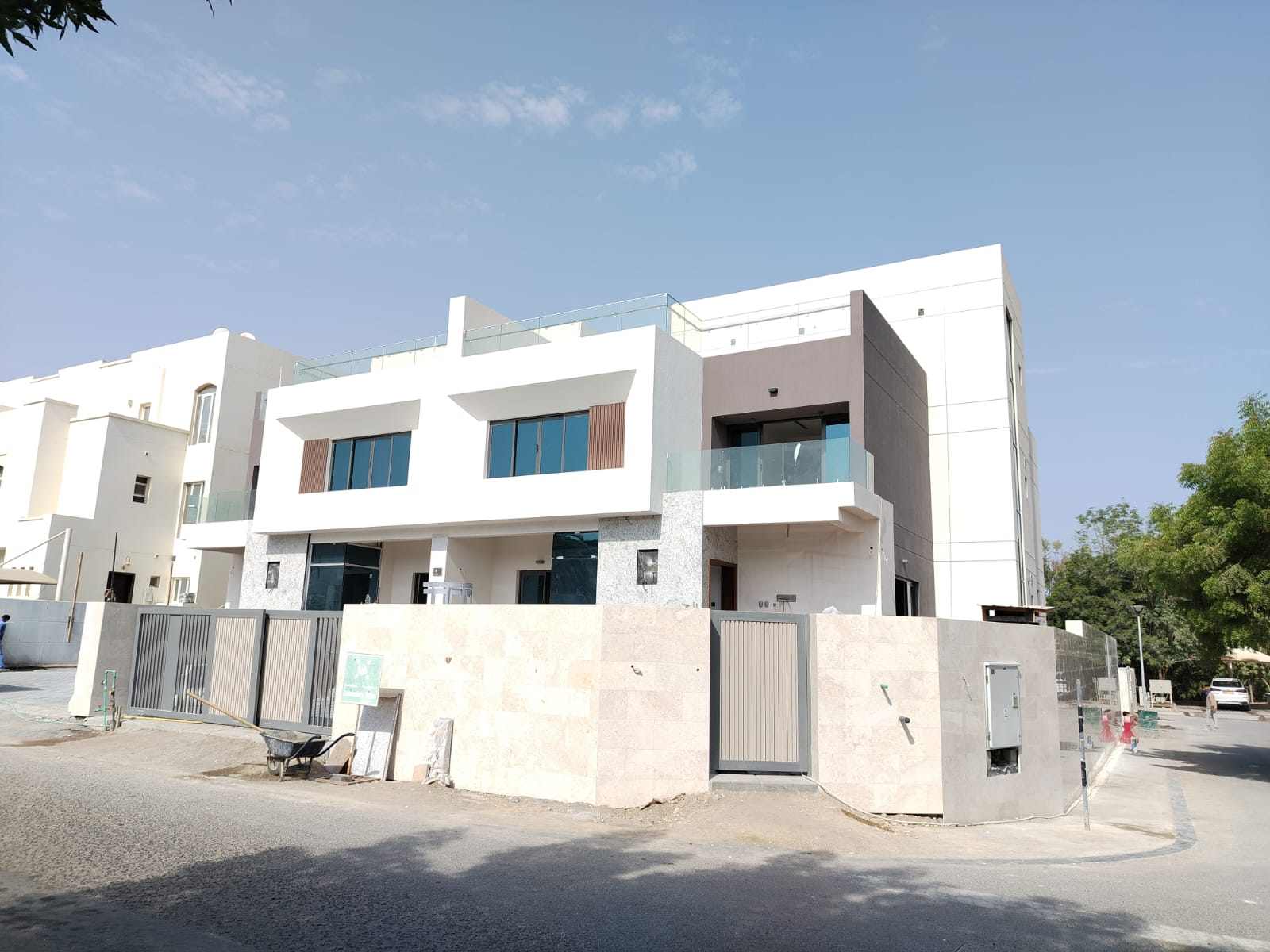 MQ Villa 725